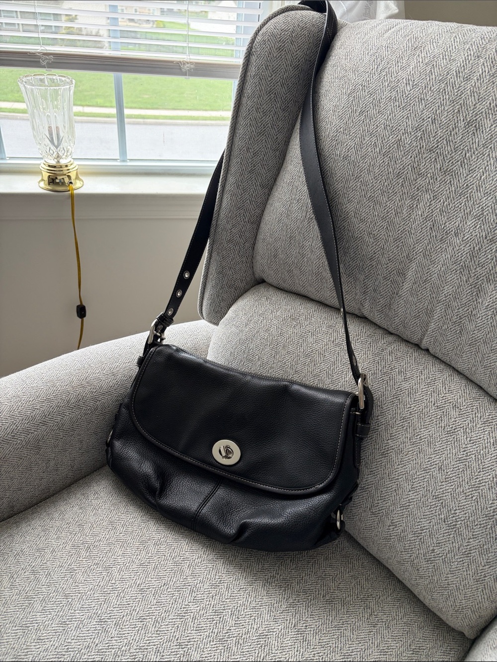 Coach Black Leather Shoulder Bag with Turn-Lock Detail